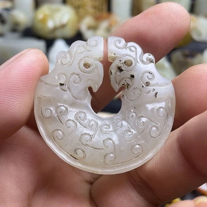 颈饰未镶嵌和田玉