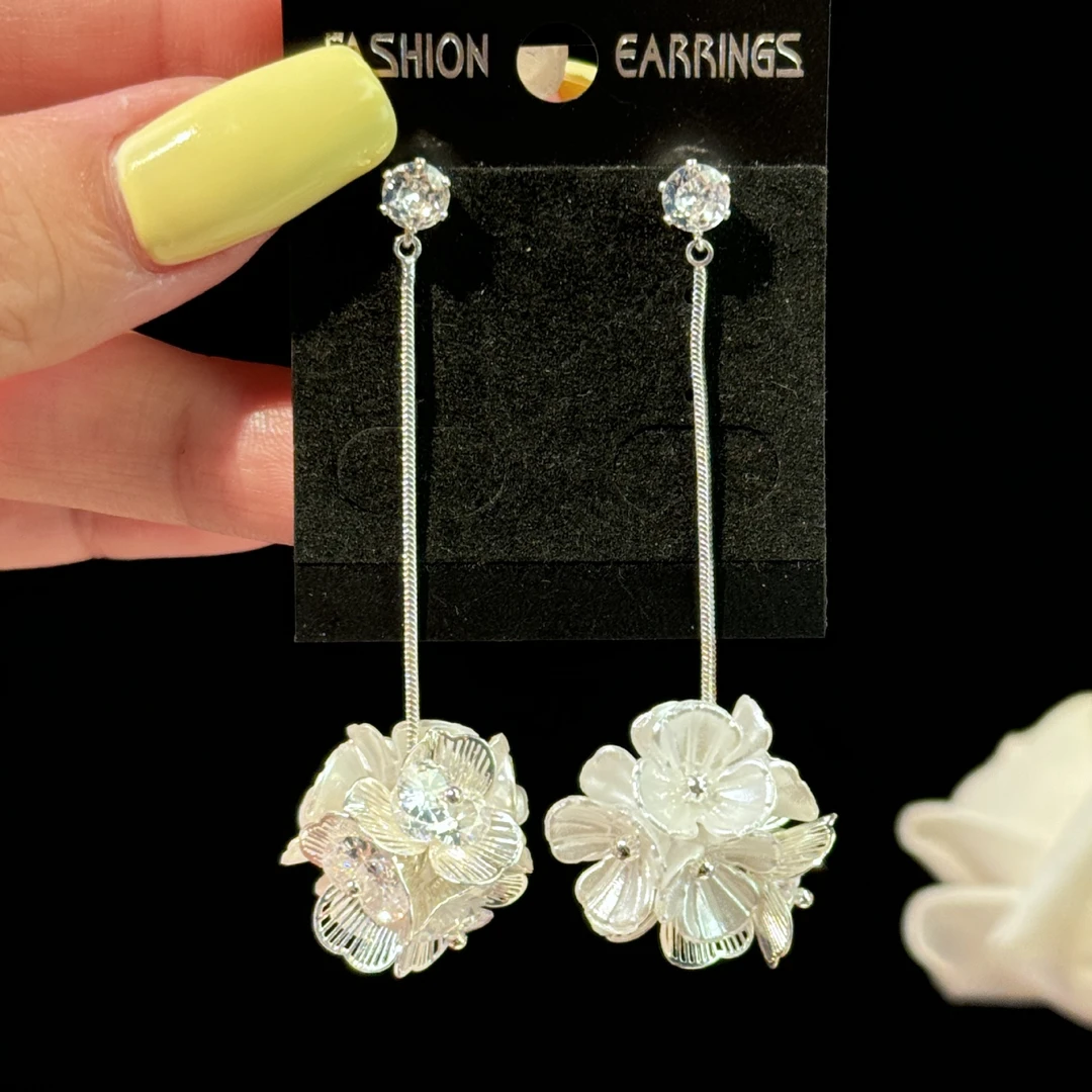 铜合金亚克力耳饰 铜合金耳饰 芸熹】手工气质轻奢长款花球耳坠设