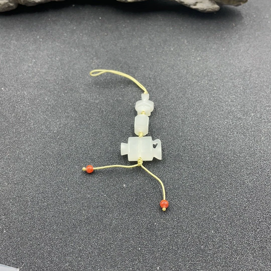 BY0116FWY标607 和田玉挂件