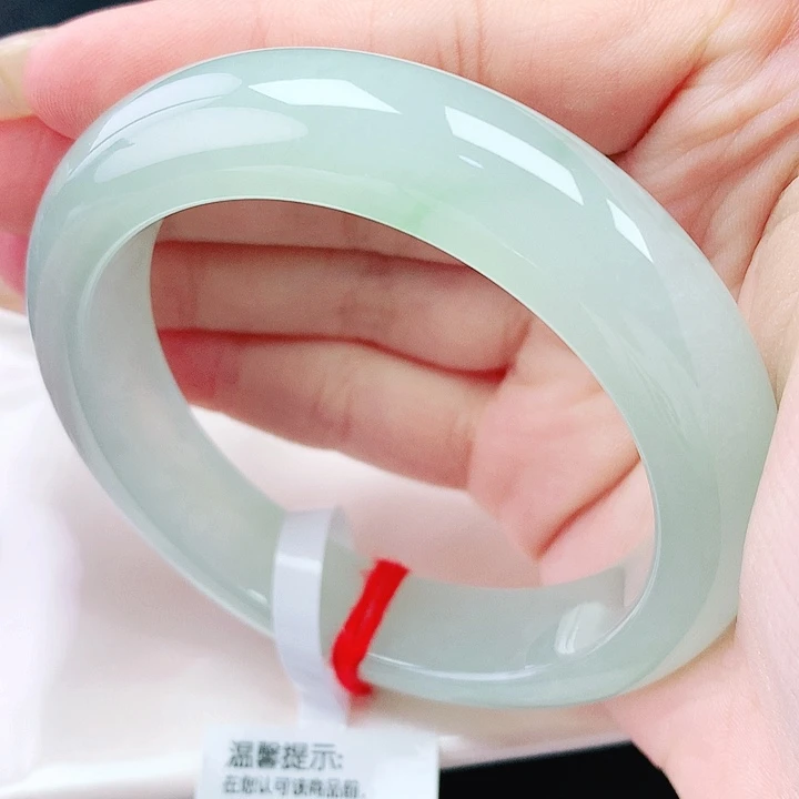 翡翠未镶嵌手镯54圈