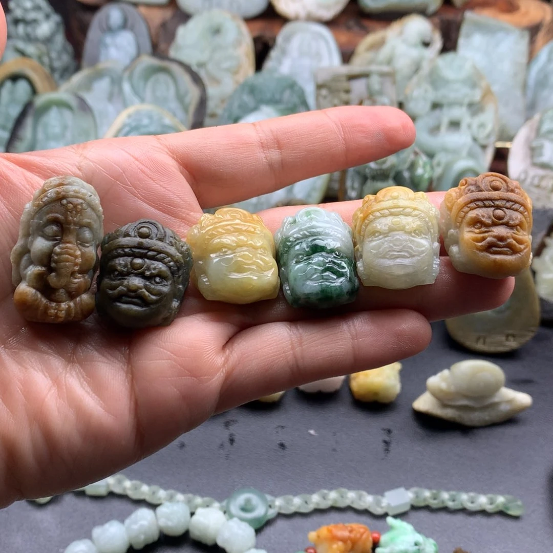 定制翡翠未镶嵌自****备翡翠