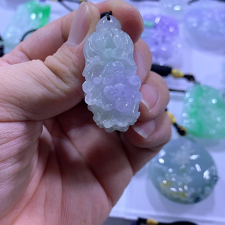 翡翠未镶嵌颈饰天然翡翠A货吊坠