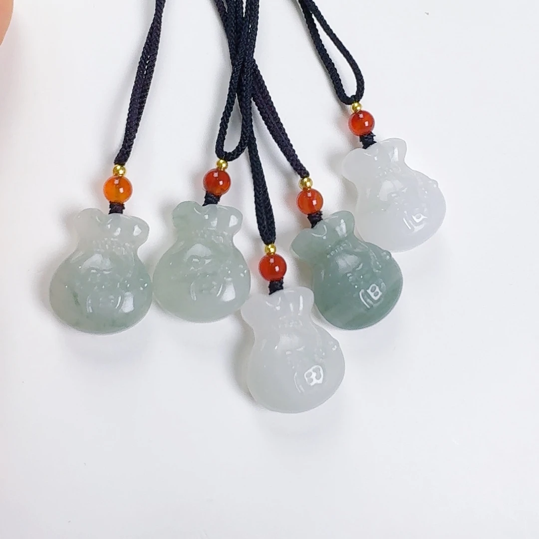 石英质玉未镶嵌颈饰福袋子多样性发其一