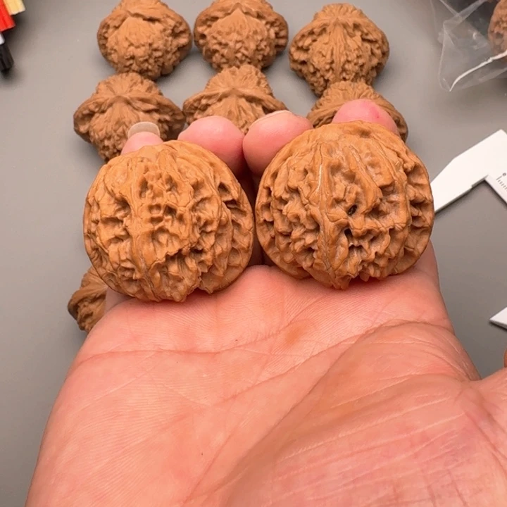 文玩核桃把件山地苹果园42