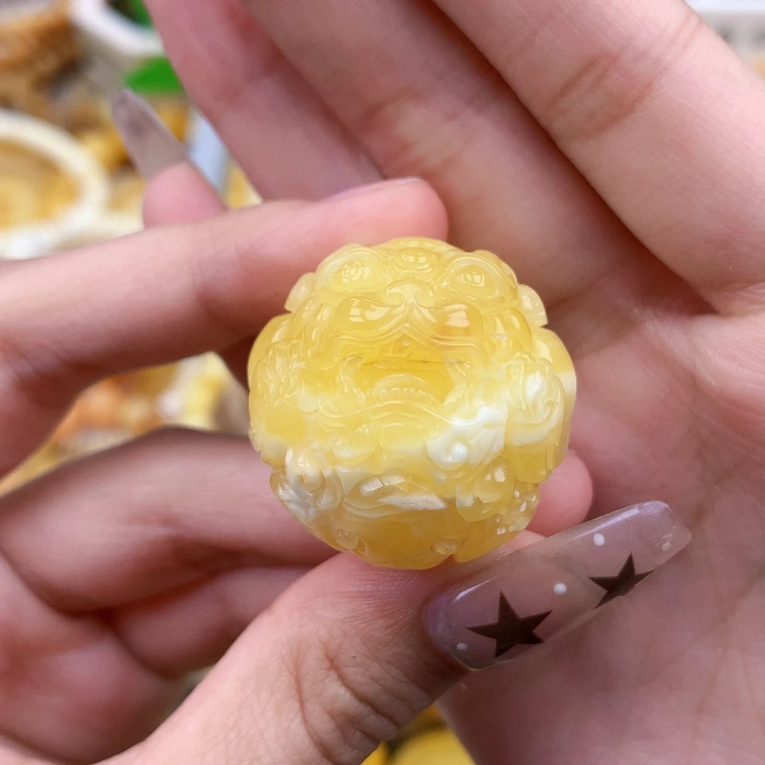 琥珀未镶嵌珠宝奇石28.6 貔貅珠