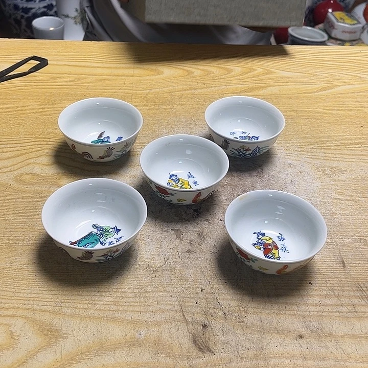 猛***哥摆件瓷器摆件设计作品