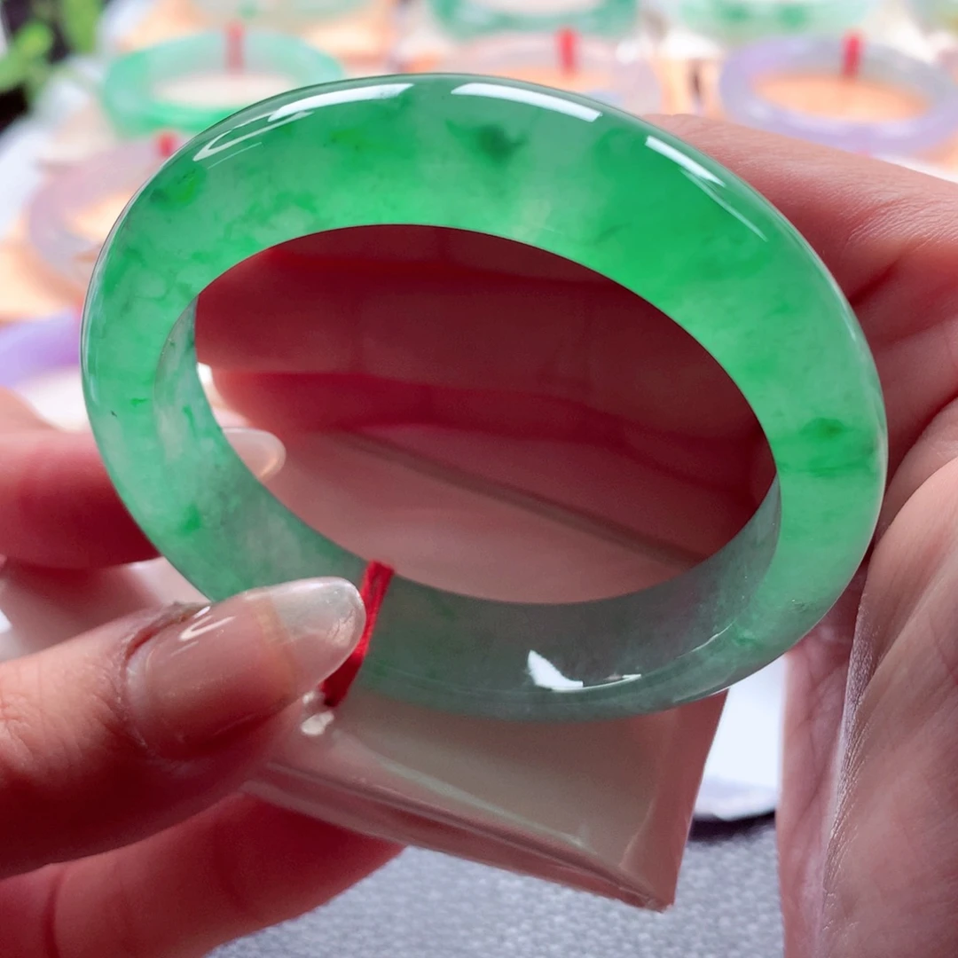 翡翠未镶嵌手镯师妹52.7色货王满色冰阳绿