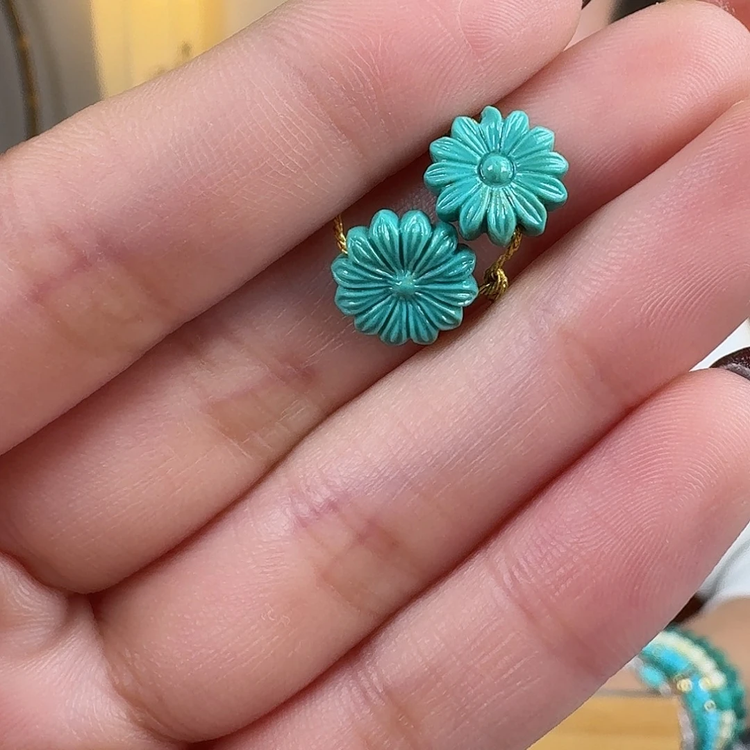 绿松石未镶嵌挂件