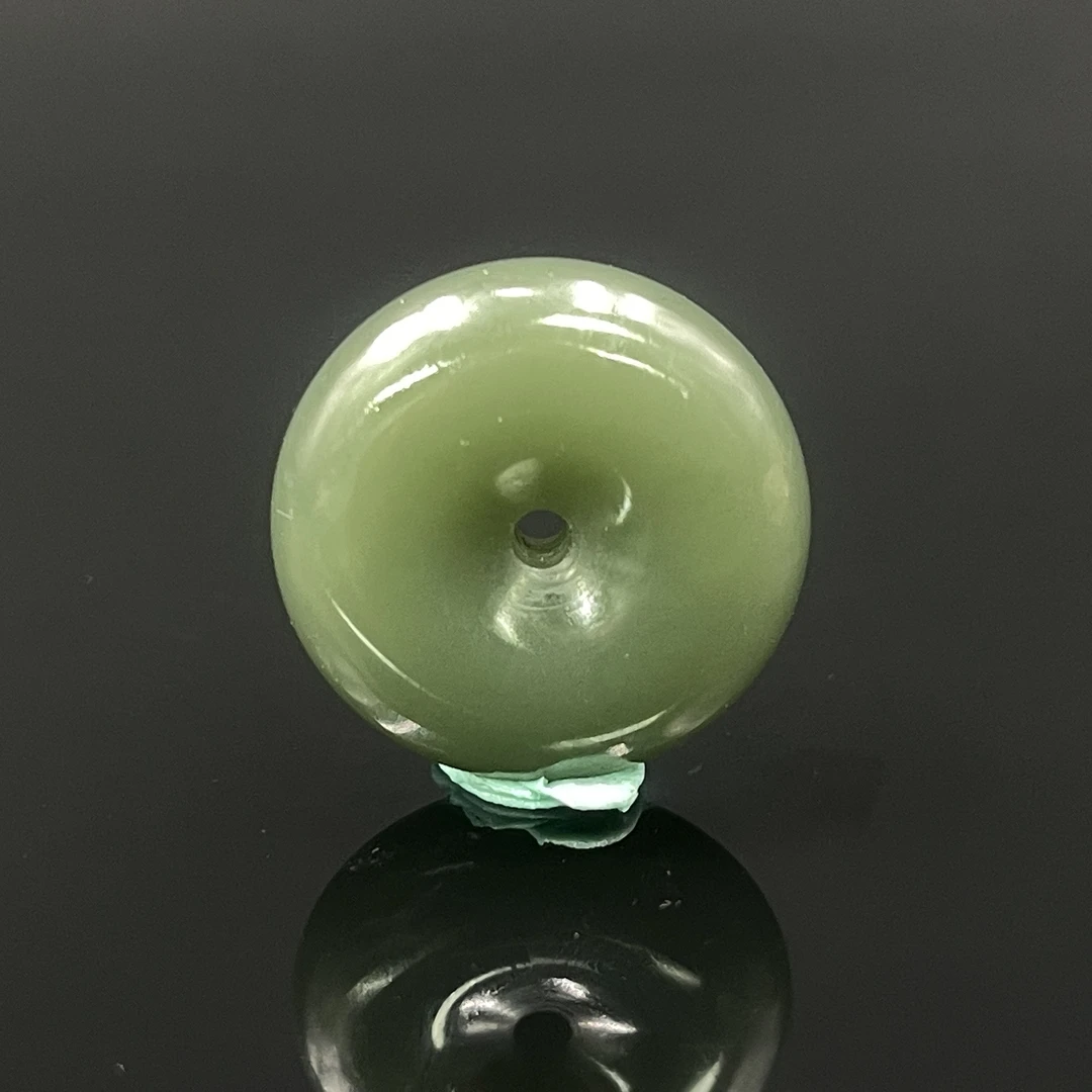 0104GY8584和田玉挂件