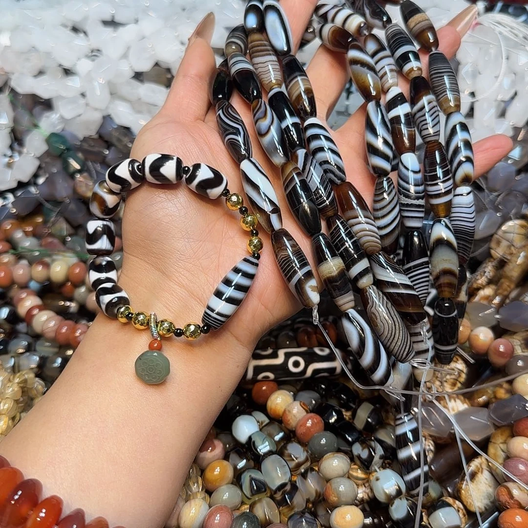 玛瑙/玉髓未镶嵌珠宝半成品10✖️30mm千层玛瑙一条