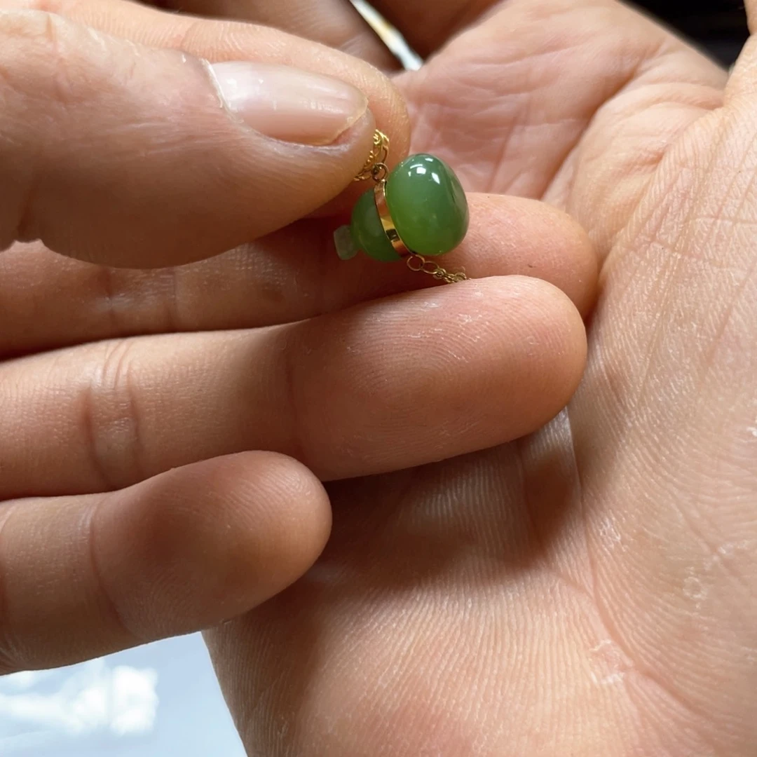 和田玉18K金镶嵌颈饰半***带