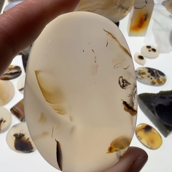 玛瑙/玉髓未镶嵌珠宝半成品