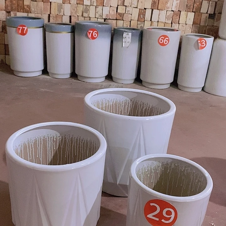 白色钻石中号一个默认微瑕