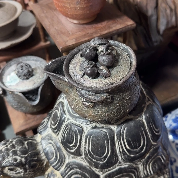 莫***莫主人杯一个，瓷。。。