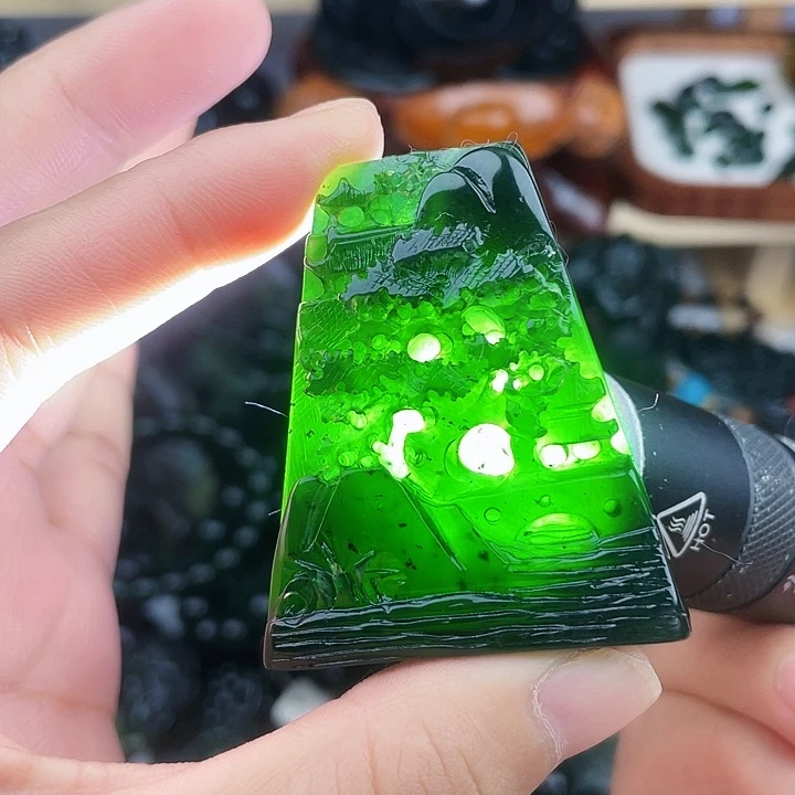 蛇纹石玉未镶嵌手串泰山玉山水牌
