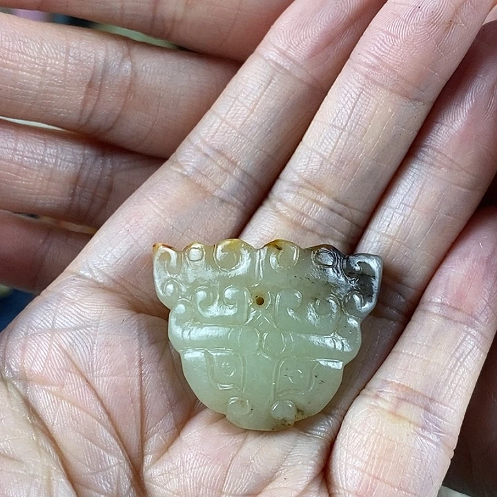 独***身和田玉（糖玉）未镶嵌挂件