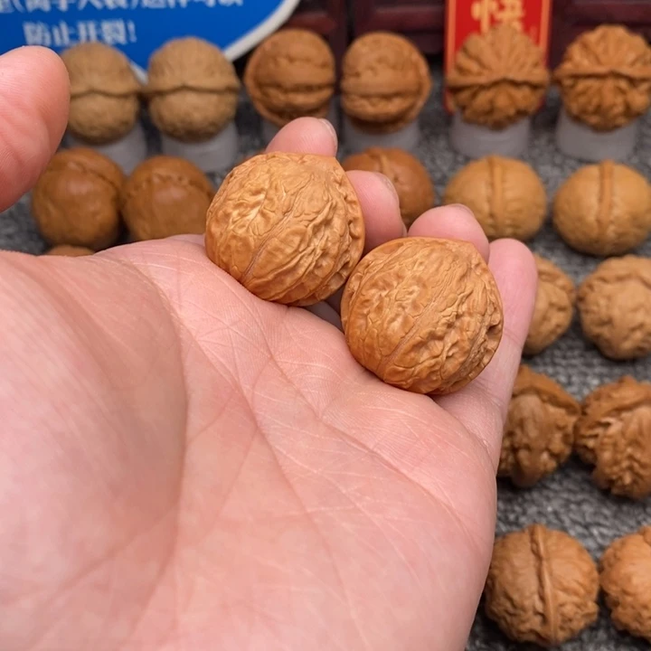 文玩核桃把件…………