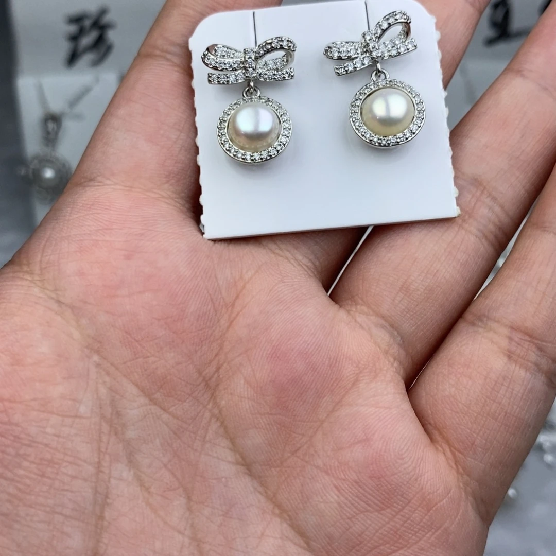 淡水珍珠未镶嵌耳饰