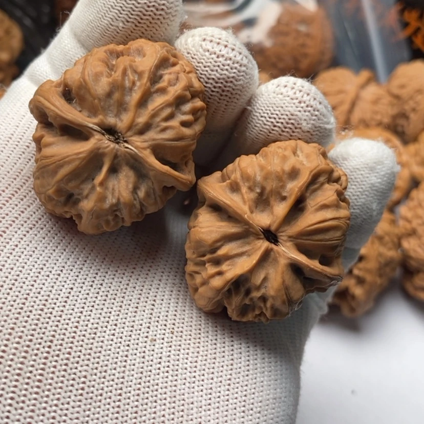 【闪购商品】文玩核桃吊坠海**空9火苗