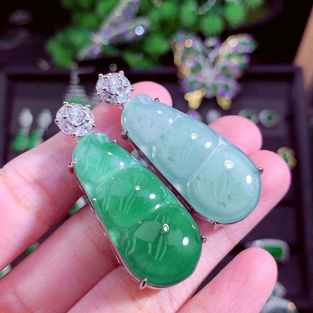 颈饰未镶嵌翡翠可挑其一