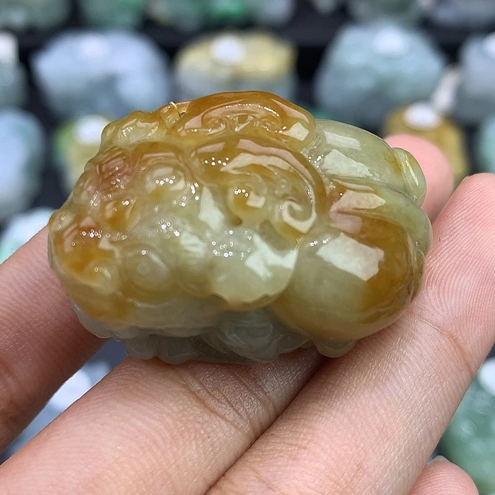 翡翠未镶嵌颈饰天然缅甸翡翠