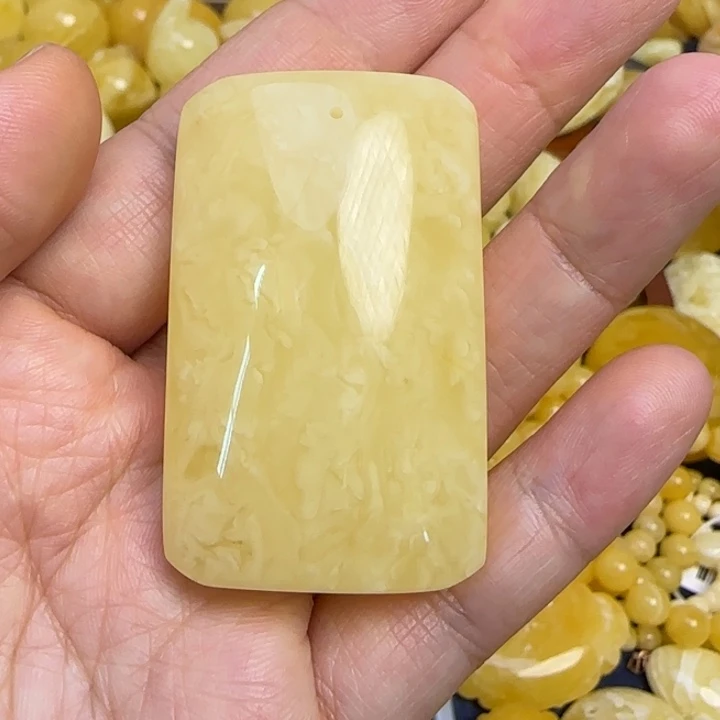 未镶嵌颈饰蜜蜡天然蜜蜡