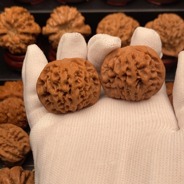 文玩核桃吊坠秦岭秦闷35福利