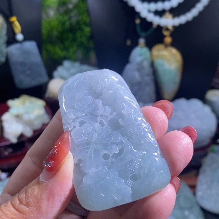 【闪购商品】颈饰未镶嵌翡翠山水