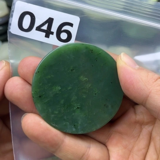 和田玉未镶嵌珠宝半成品