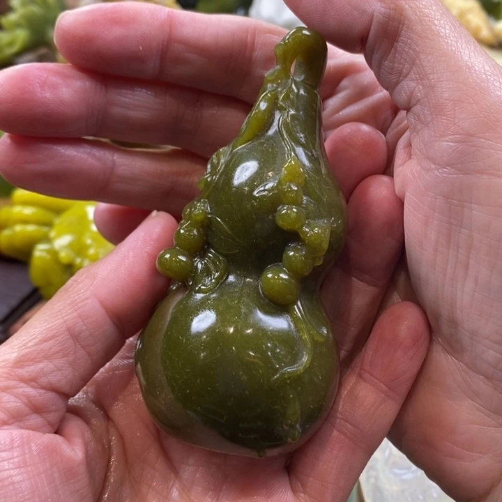 蛇纹石玉未镶嵌手把