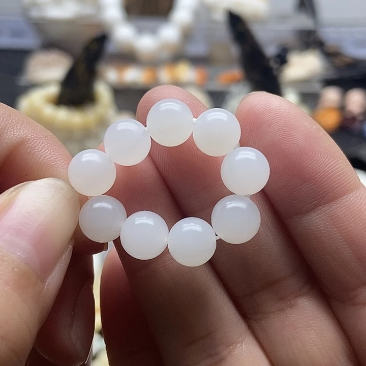 非金属贝壳玉化冰0.8珠子9颗