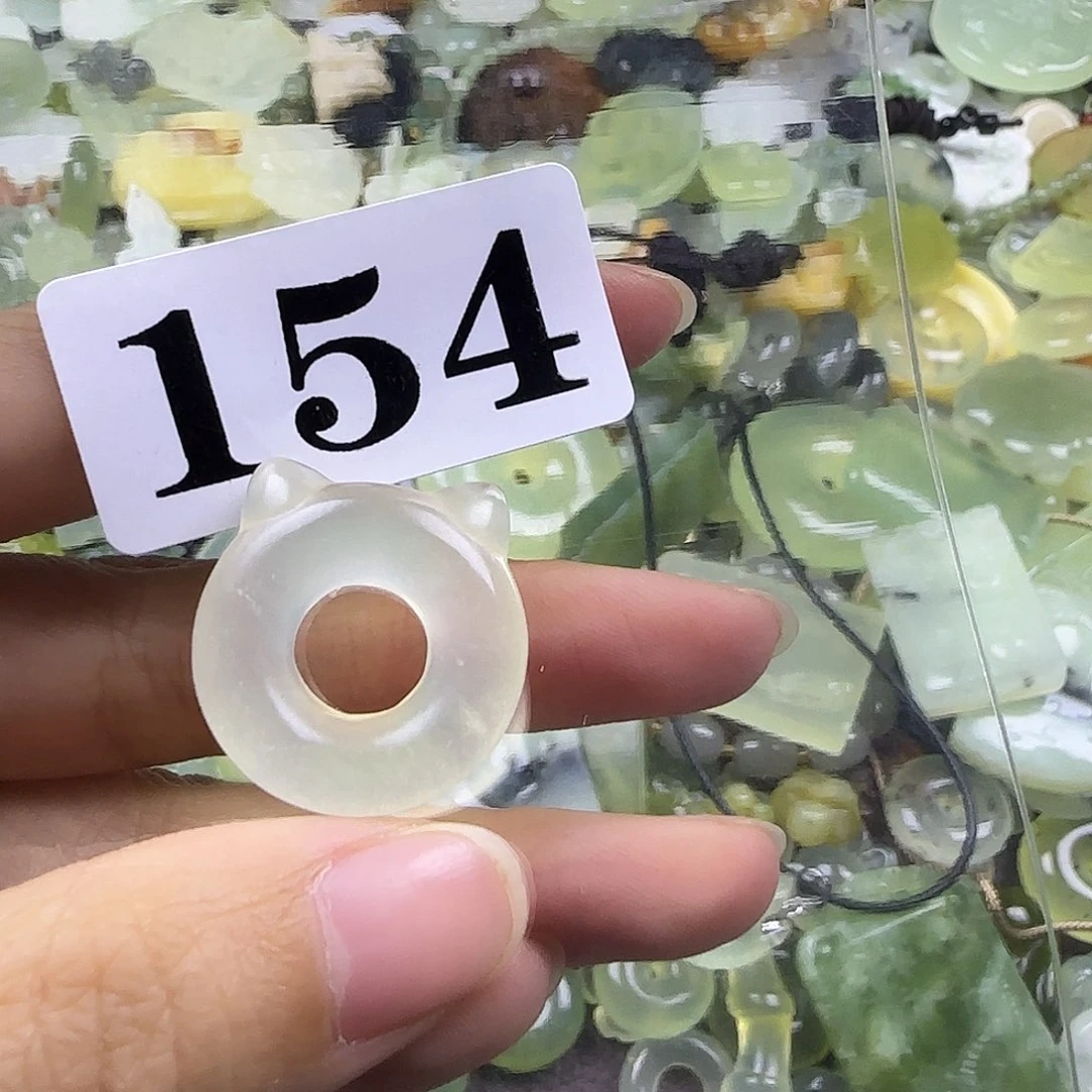 蛇纹石玉未镶嵌岫玉吊坠