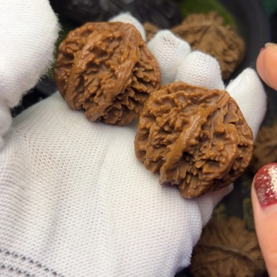 我***文玩核桃吊坠秦岭核桃5