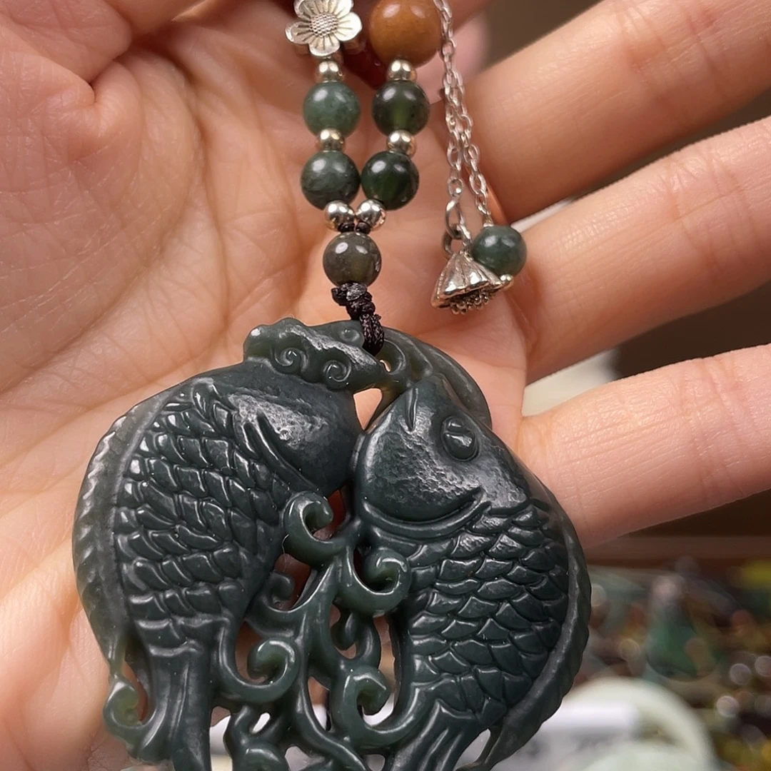 和田玉（糖玉）未镶嵌颈饰