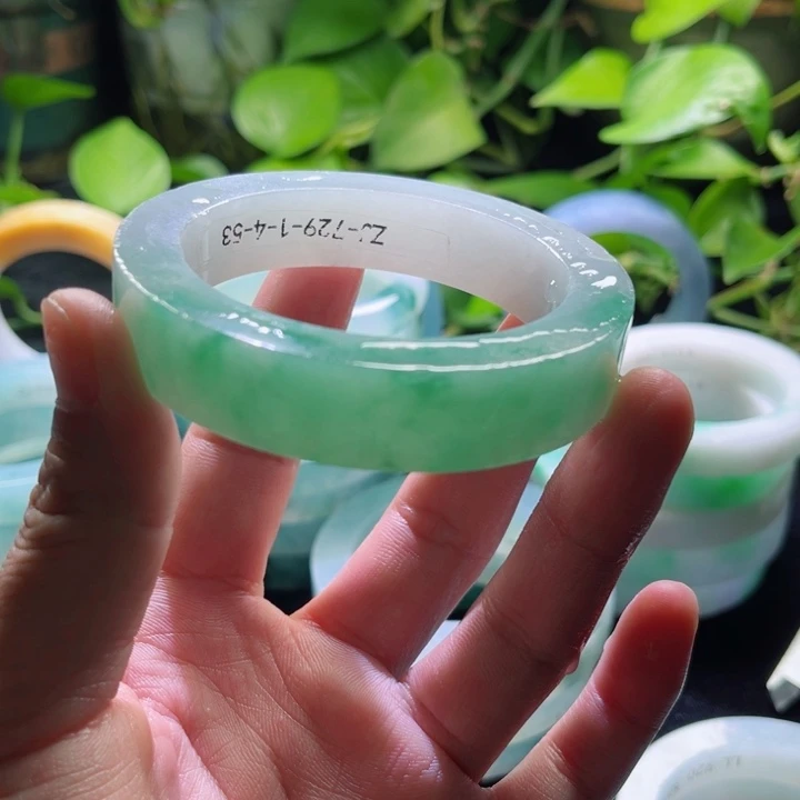 心***玲未镶嵌翡翠手镯定制翡翠