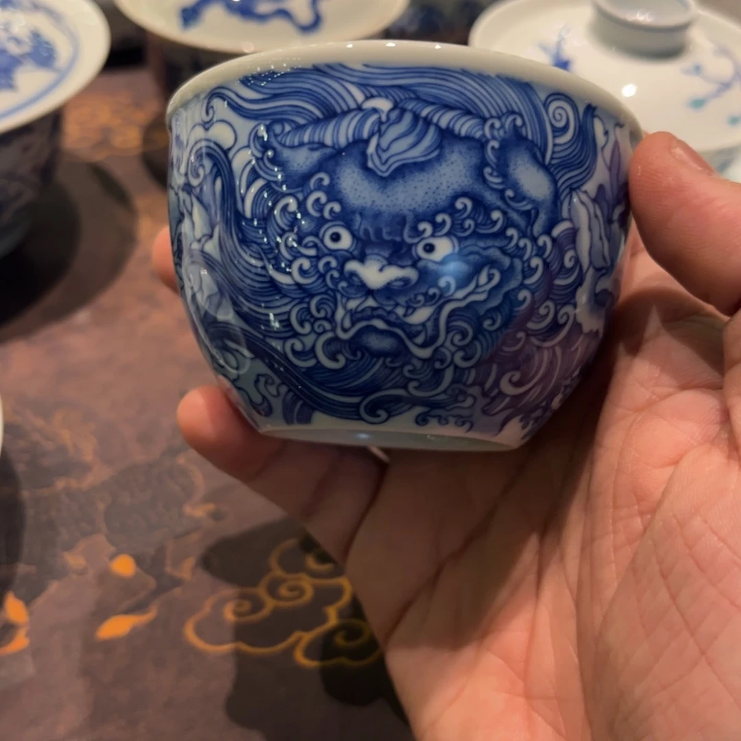 雲***彡青花狮子望月主人杯一只不退不换瑕疵