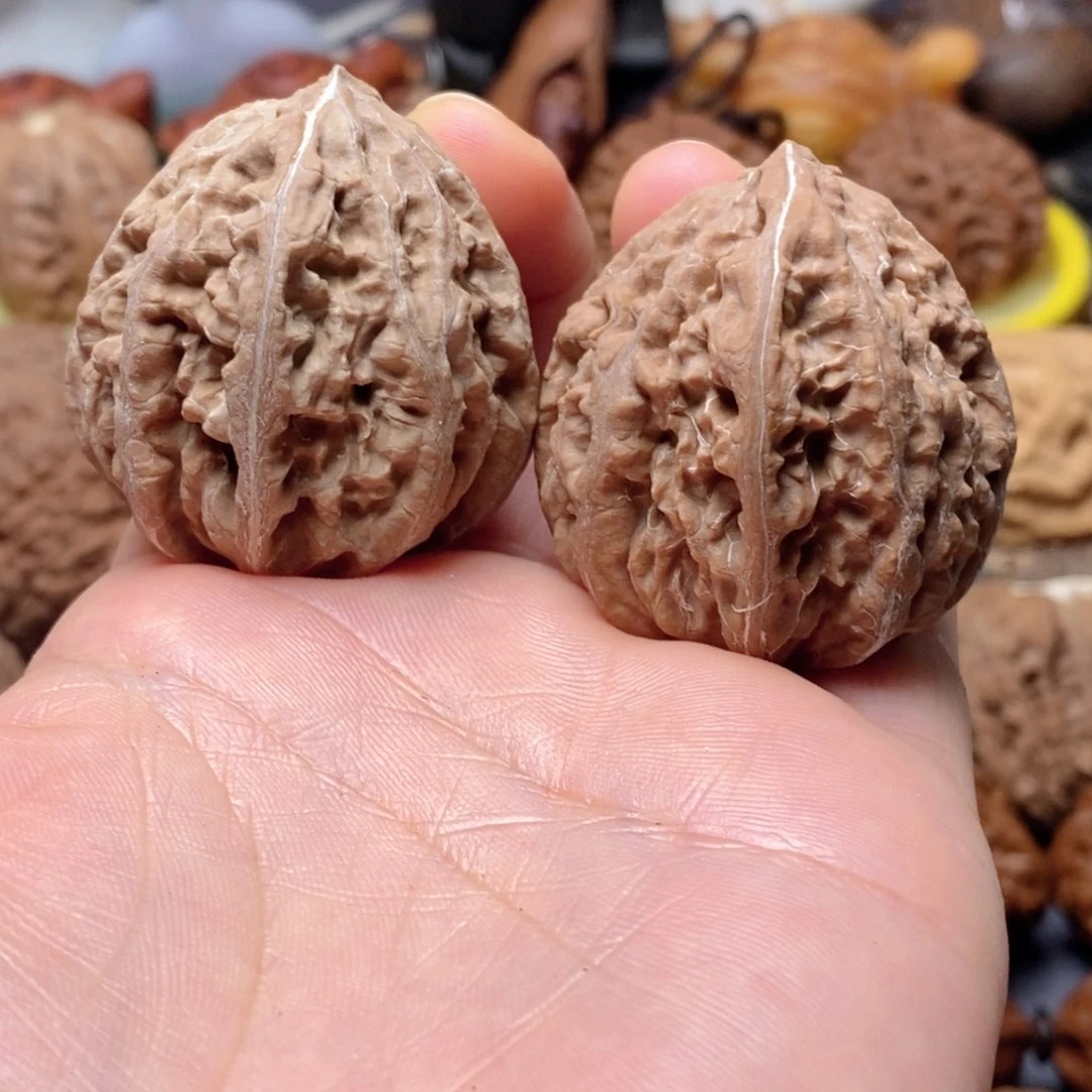 文玩核桃吊坠瑕疵40