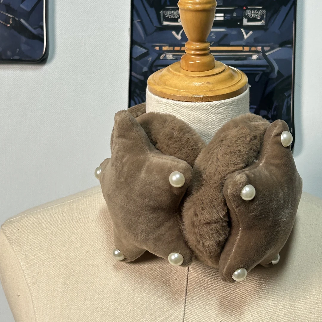 0100 五角星绒毛耳罩