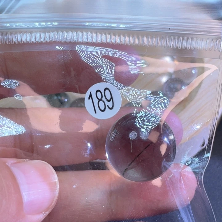 未镶嵌颈饰水晶明**忆