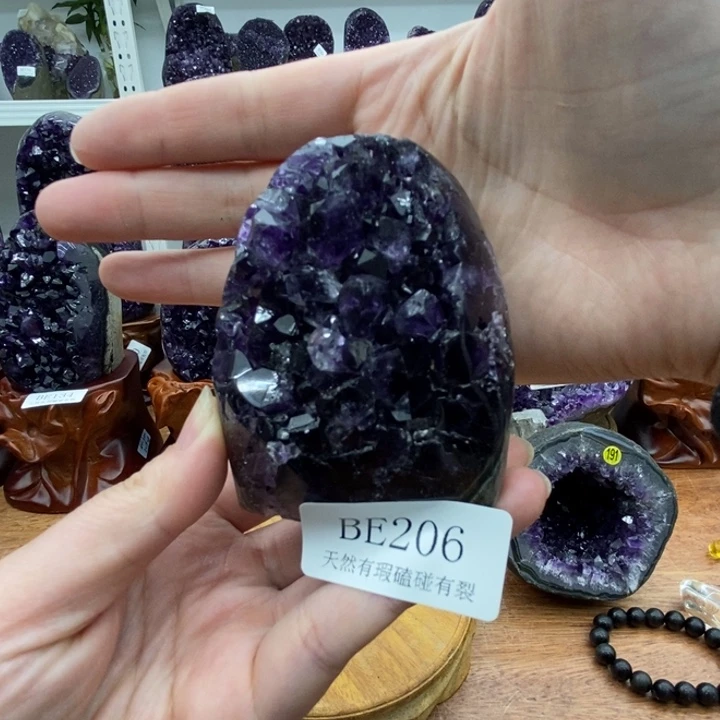 紫晶大型摆件（非配饰）未镶嵌