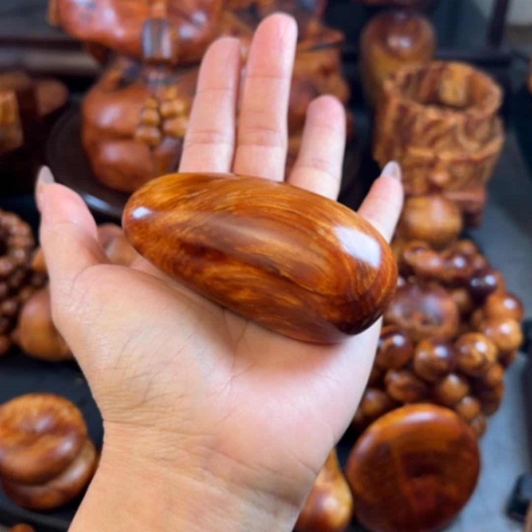 【闪购商品】松木（琥珀木）把件