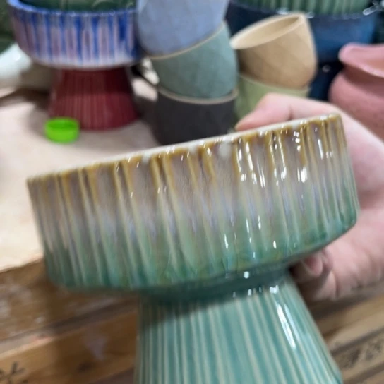 姐姐，什么盆都有，什么盆都会上，不点菜，稍微等一下哈