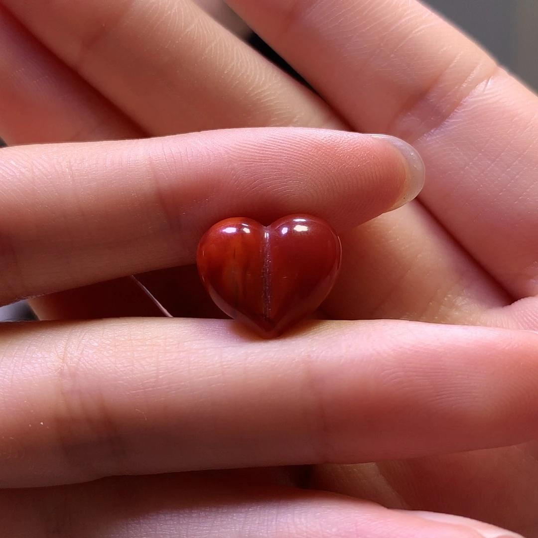 南红玛瑙屁桃未镶嵌