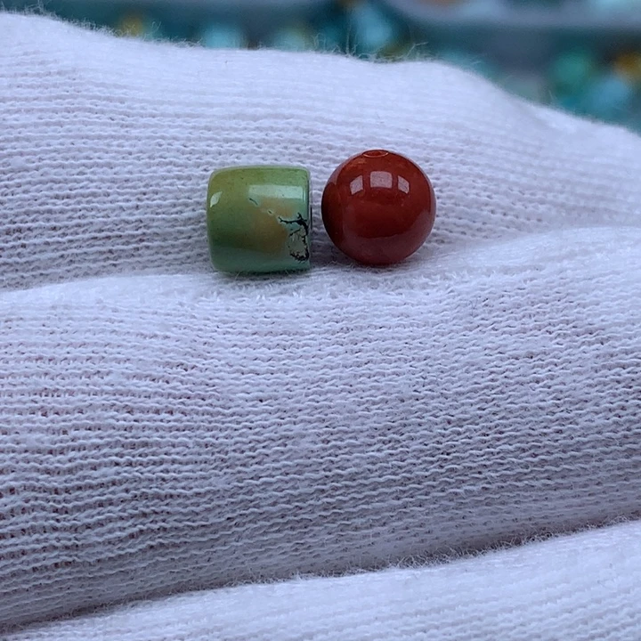 南红玛瑙未镶嵌珠宝奇石