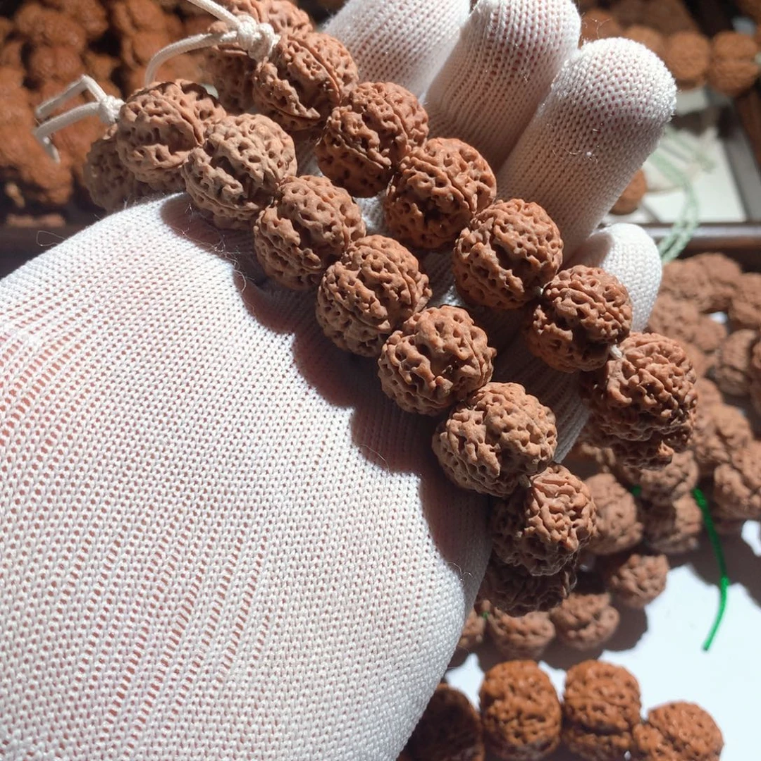吊坠金刚菩提玉龙梅花19两根