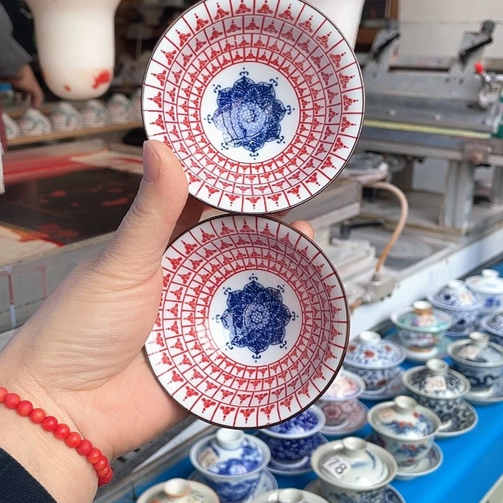 青花釉下彩杯子2个