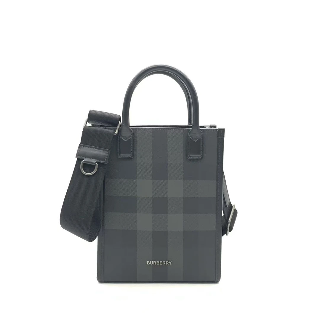 99新 BURBERRY/博柏利 【安则专属】黑色格纹琴谱包