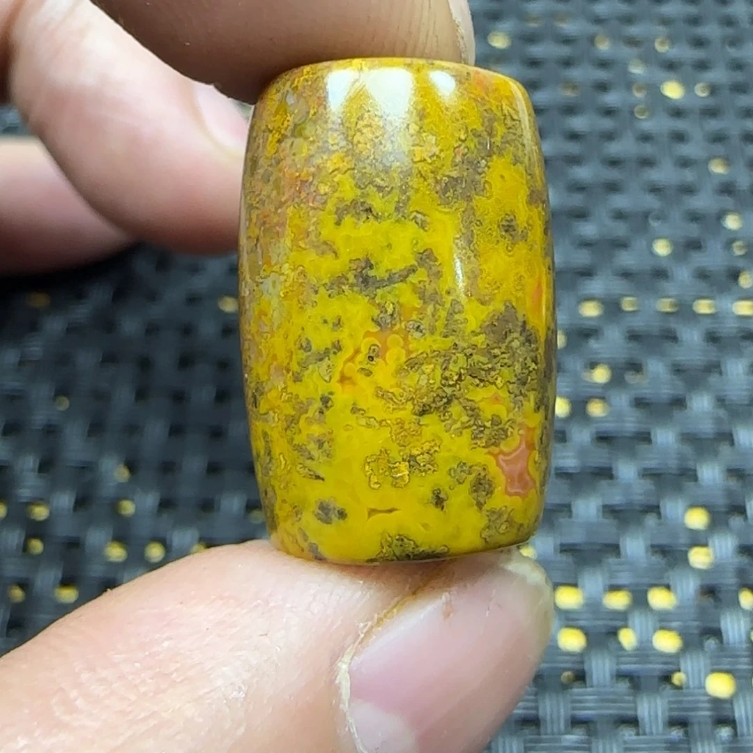 玛瑙/玉髓吊坠合金是***庆