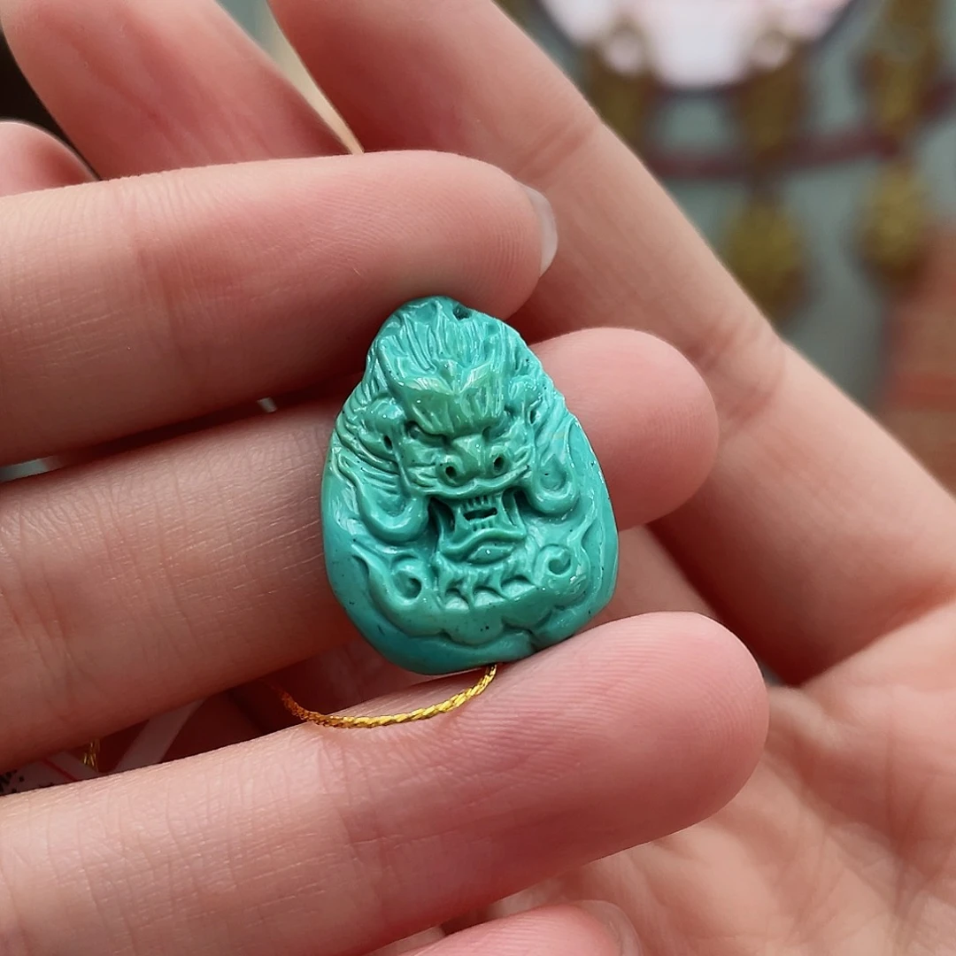 绿松石颈饰未镶嵌