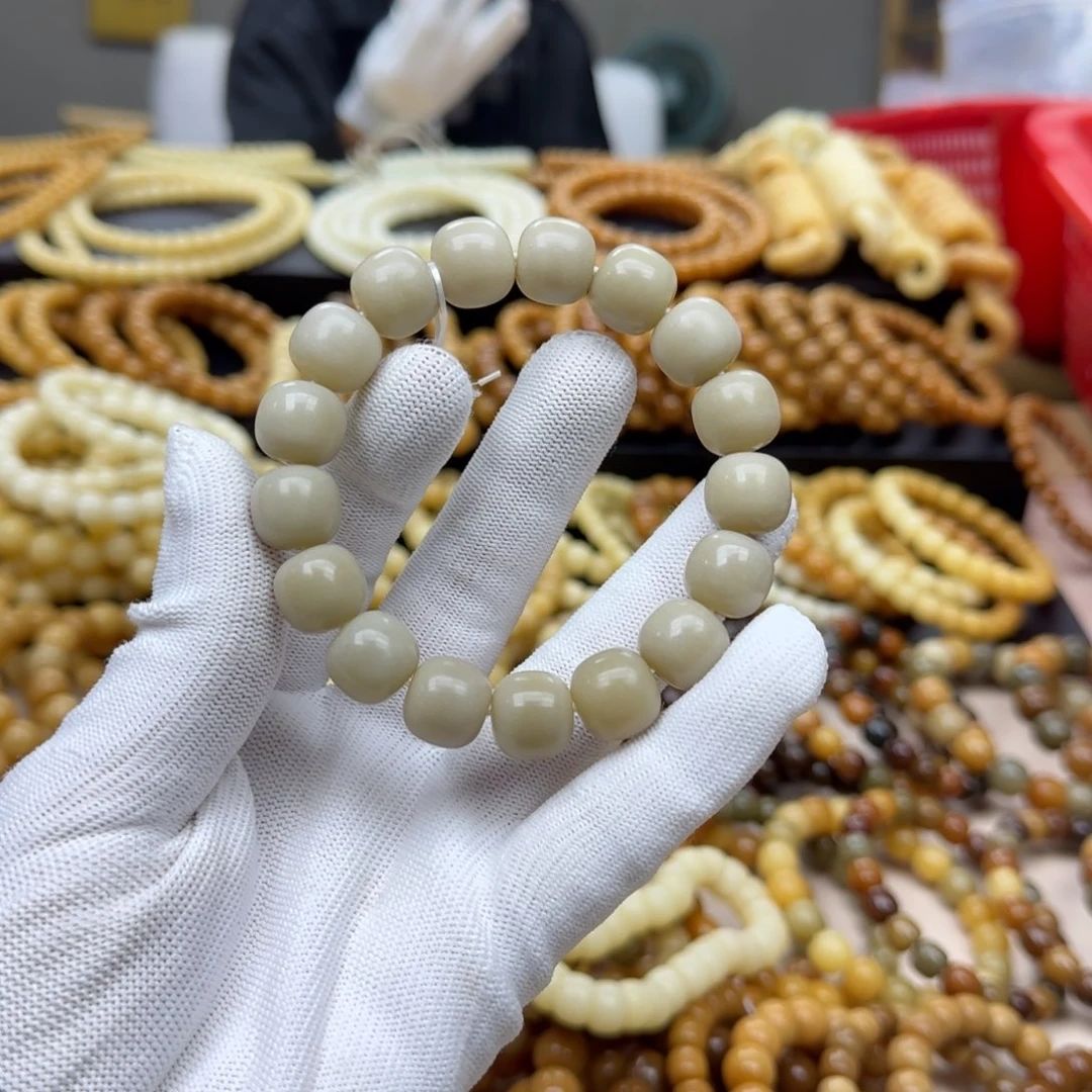 菩提根/象牙果手串13.14 2年 精工